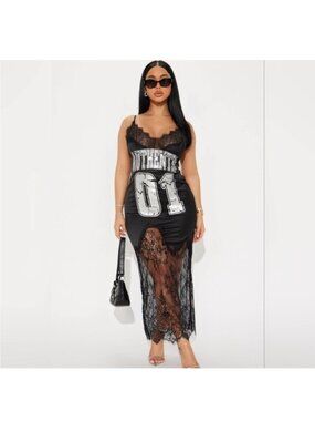 Black Lace Graphic Dress